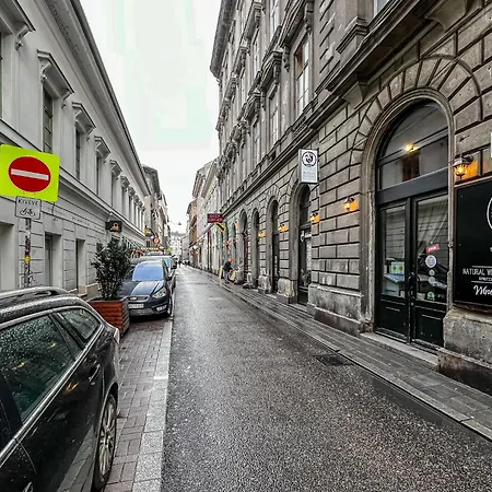 Dazzling Dob * Budapest