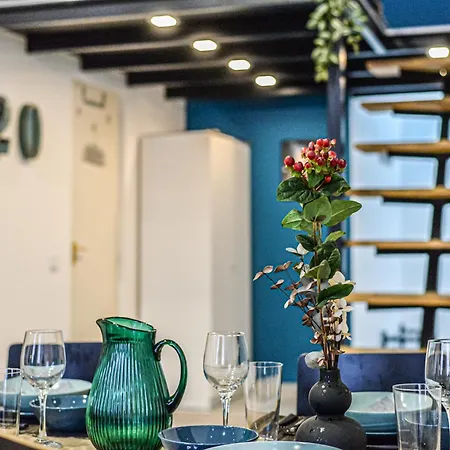 Global Living - Dazzling Dob Dwelling Apartment Budapest