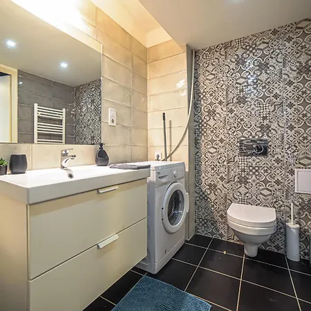 Global Living - Dazzling Dob Dwelling Budapeszt